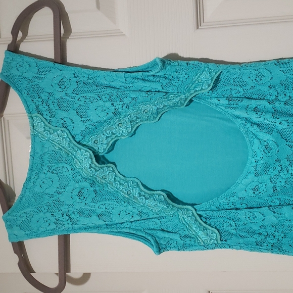 Blue lace knee-length dress - Picture 5 of 7